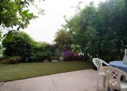 5-bedrooms-reno-villa-backyard